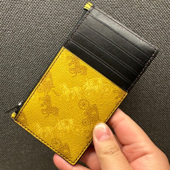 NWT! RARE! Coach F84740 Zip Card Case With Horse & Carriage Print In Yellow - Picture 1 of 6